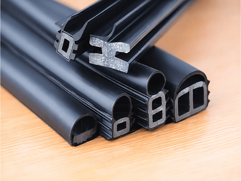 Zoăng ngăn khói trong phụ kiện cho cửa kính chống cháy